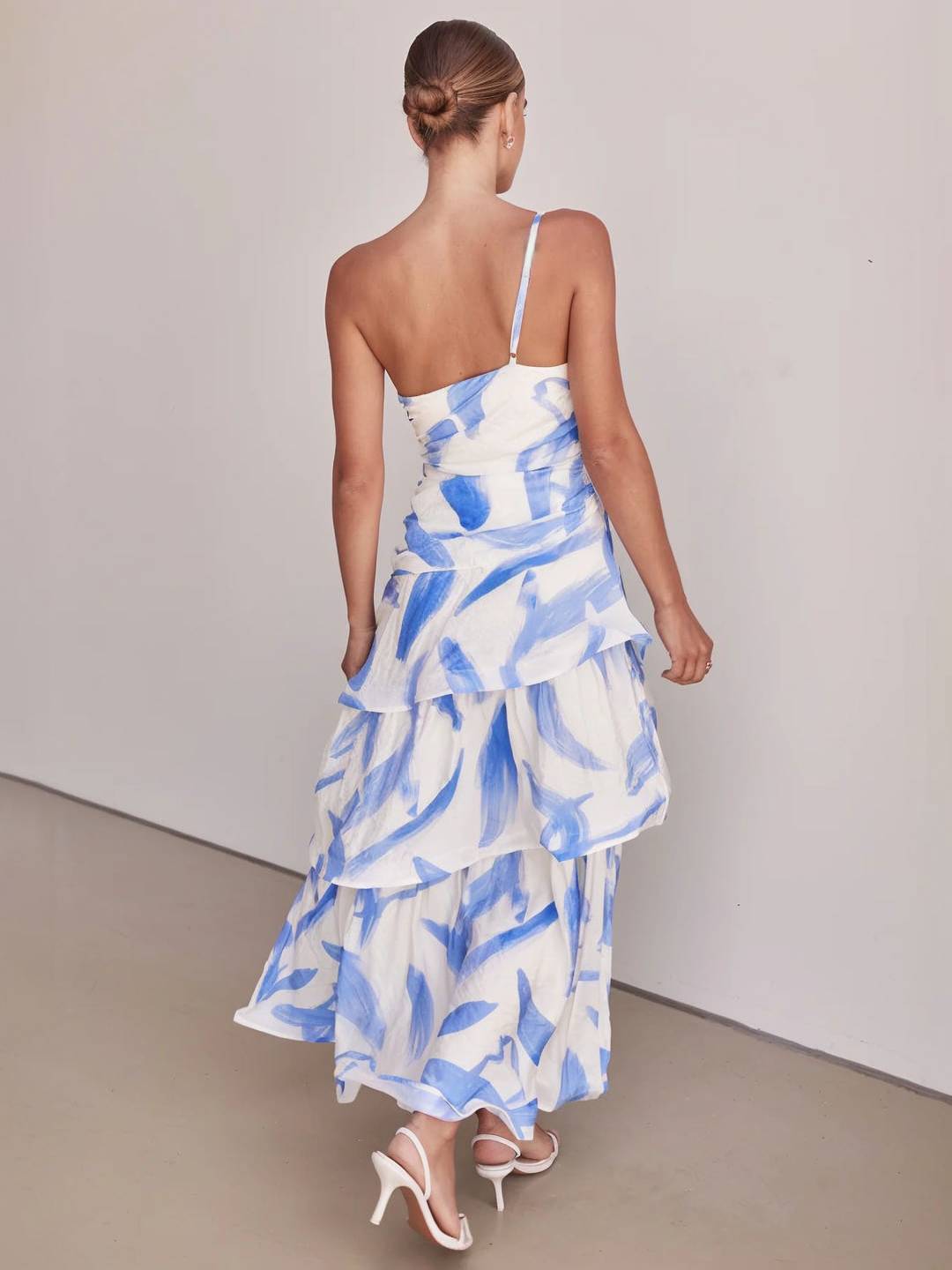 Cocolii robe longue plume motif une épaule dos nu peplum à volantée sans manches femme doux boho décontracté de plage