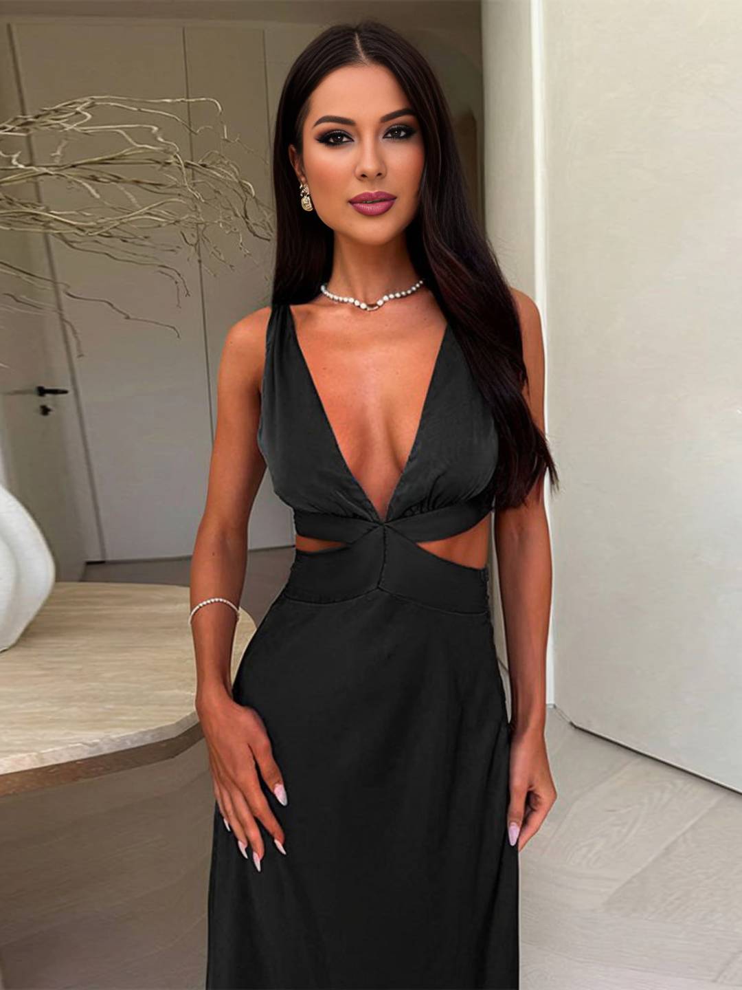 Cocolii robe longue en satin noeud papillon dos nu décolleté plongeant sans manches femme élégant invité mariage pour une soirée d'été