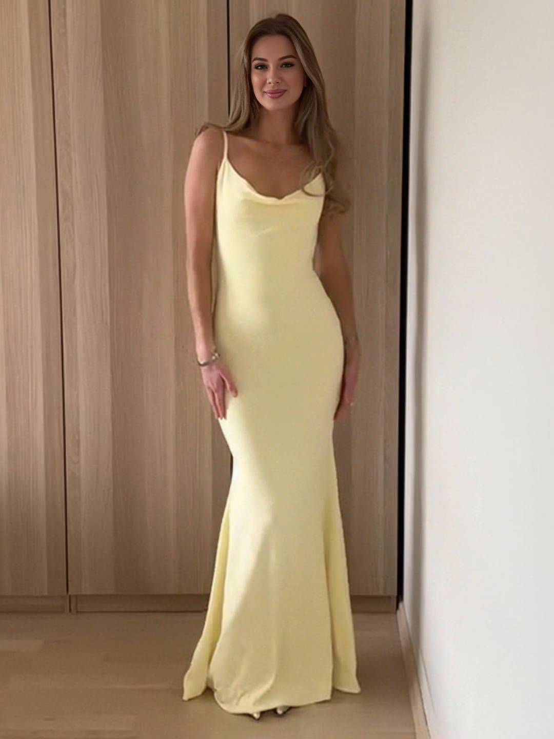 Cocolii longue robe moulante v-cou sans manches dentelle dos nu à fines brides femme casual bal de promo invité mariage
