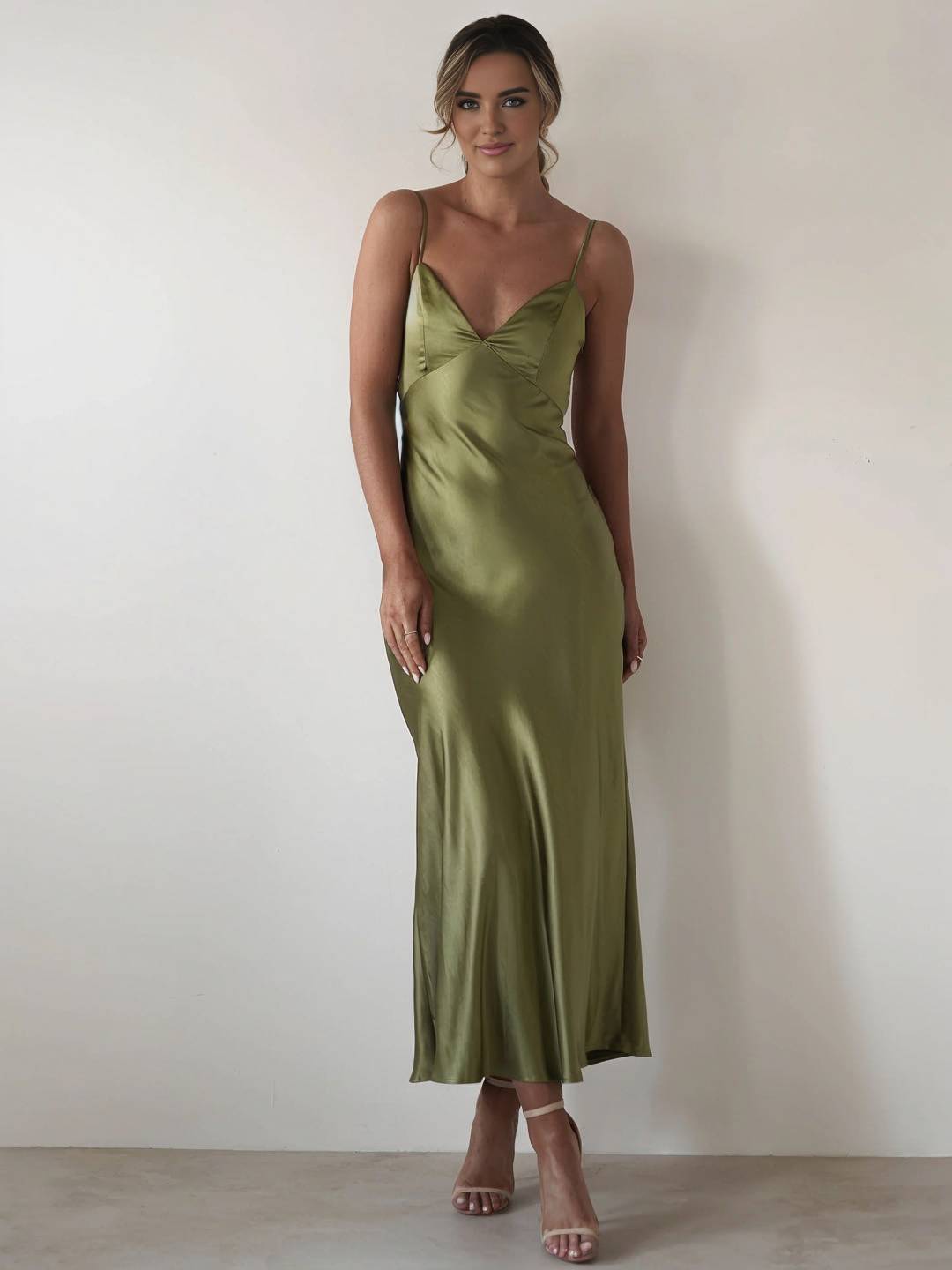 Cocolii longue robe en satin v-cou à fines brides dos nu sans manches femme casual élégant bal de promo de soirée pour mariage