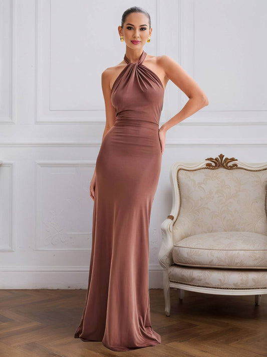 Cocolii robe de soirée longue à col licou torsadé et dos nu élégante et flatteuse pour une silhouette chic