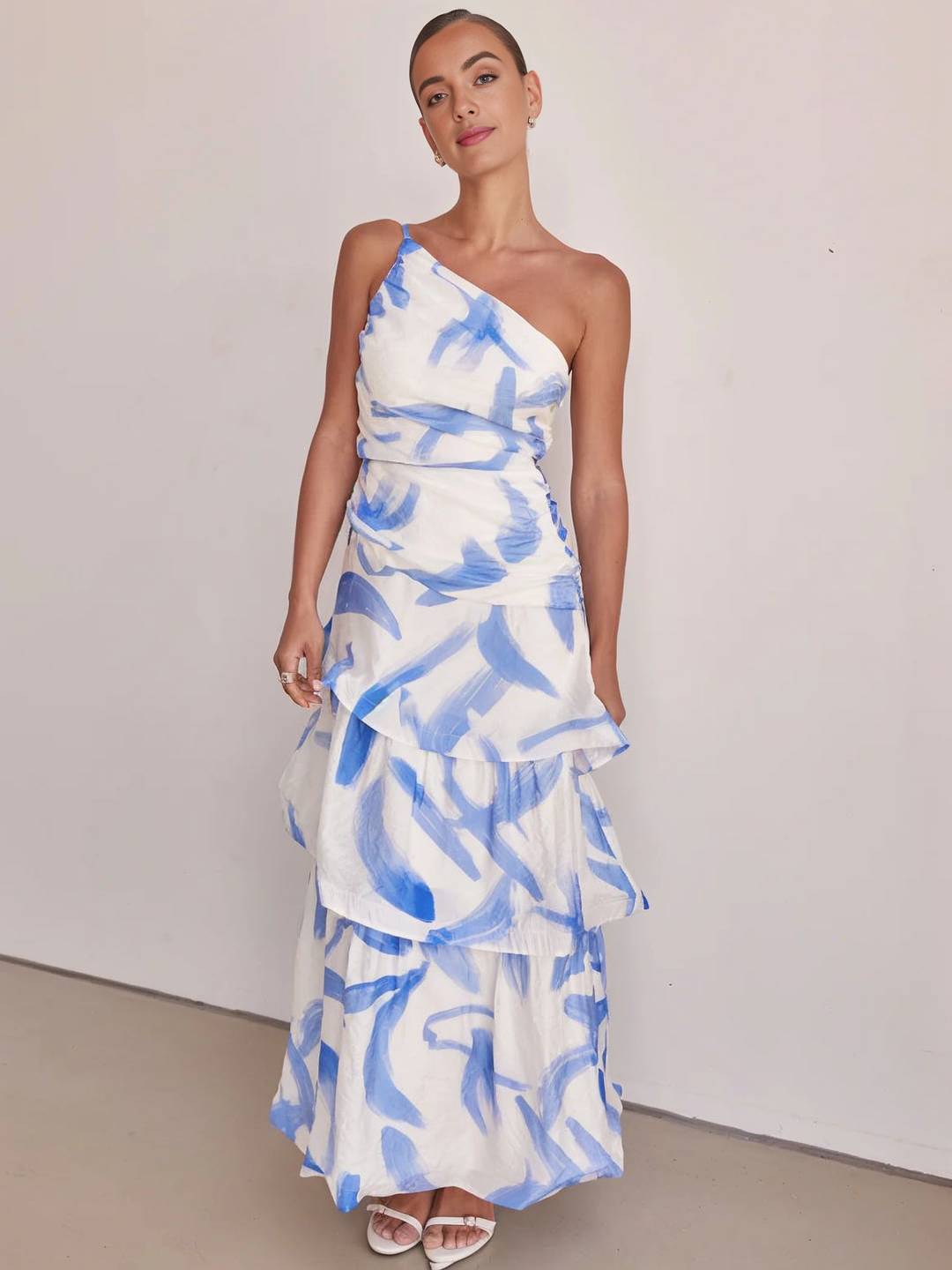 Cocolii robe longue plume motif une épaule dos nu peplum à volantée sans manches femme doux boho décontracté de plage