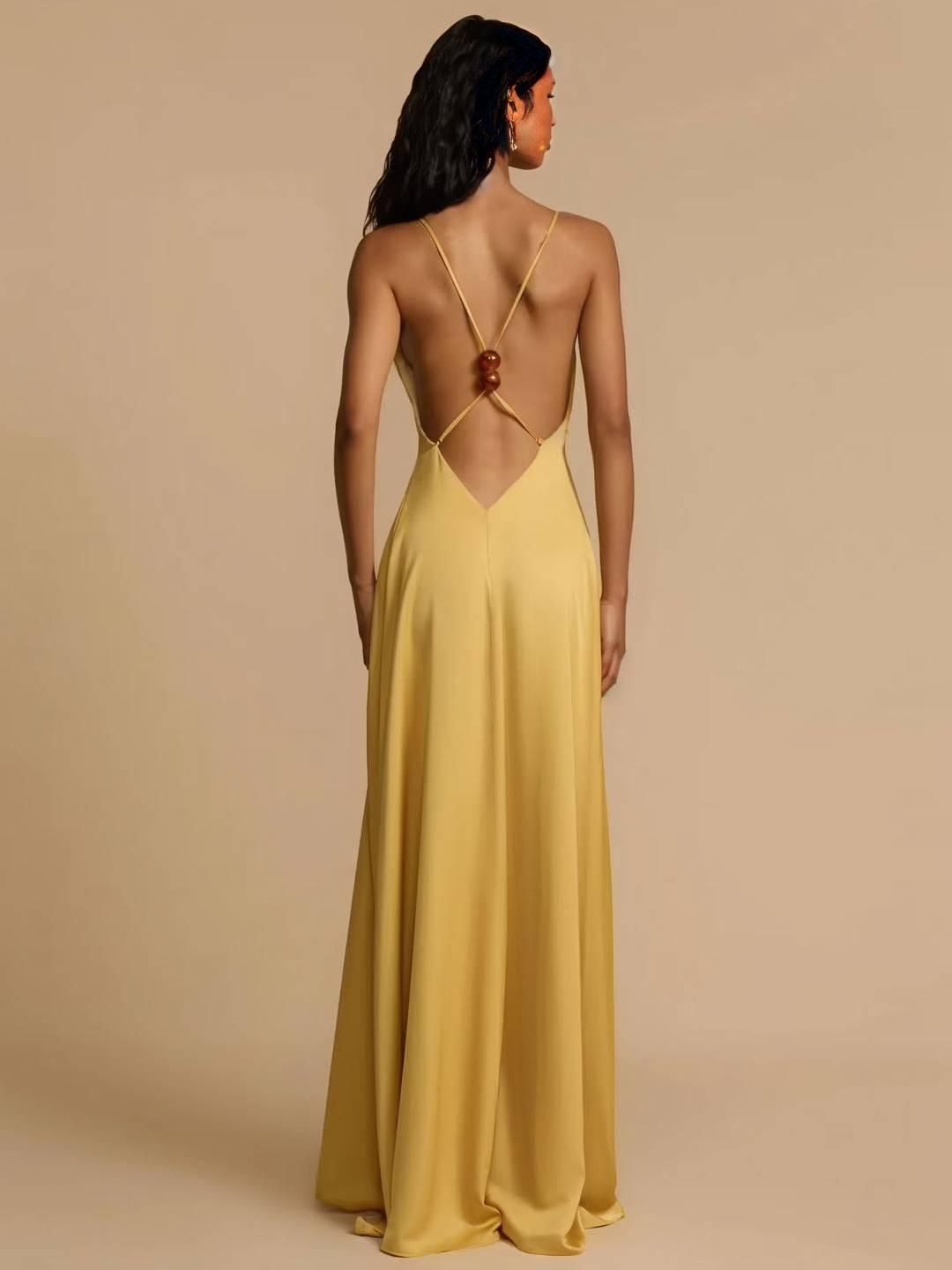 Cocolii robe longue en satin croisé décolleté plongeant dos dos nu sans manches femme élégant de soirée bal de promo cérémonie