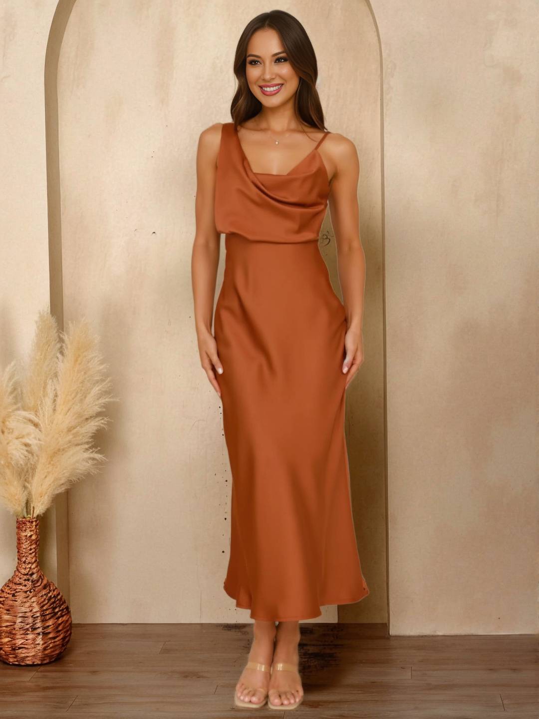 Cocolii longue robe en satin irrégulière v-cou col bénitier et dos nu sans manches élégant femme pour une soirée invité mariage