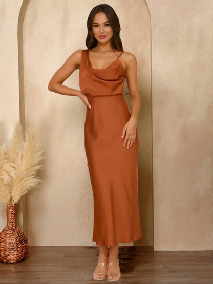 Cocolii longue robe en satin irrégulière v-cou col bénitier et dos nu sans manches élégant femme pour une soirée invité mariage