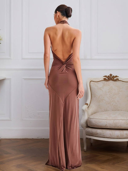 Cocolii robe de soirée longue à col licou torsadé et dos nu élégante et flatteuse pour une silhouette chic