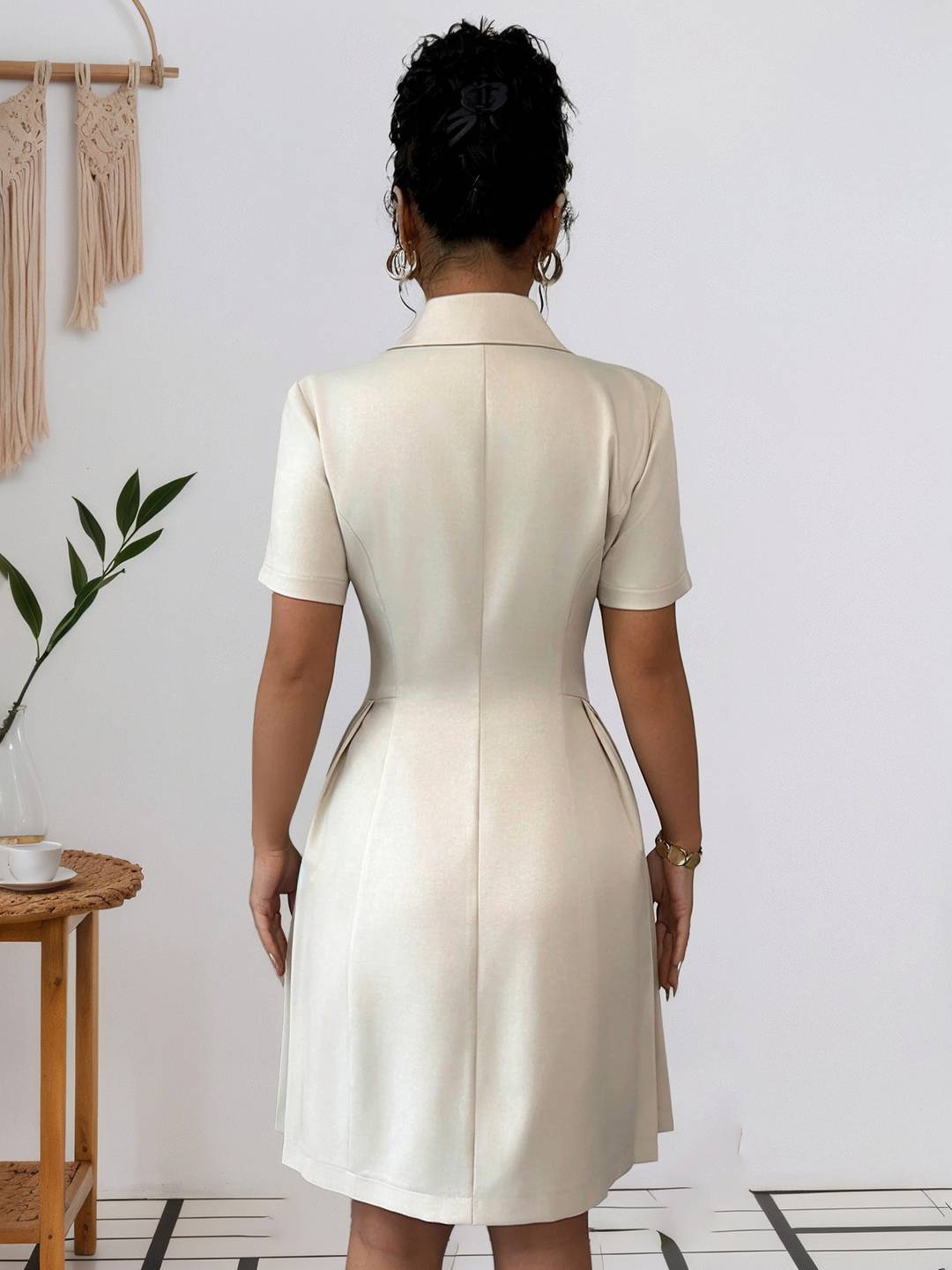 Cocolii robe courte v-cou plissé double boutonnage manches courtes femme élégant casual de cocktail pour le bureau ou une soirée