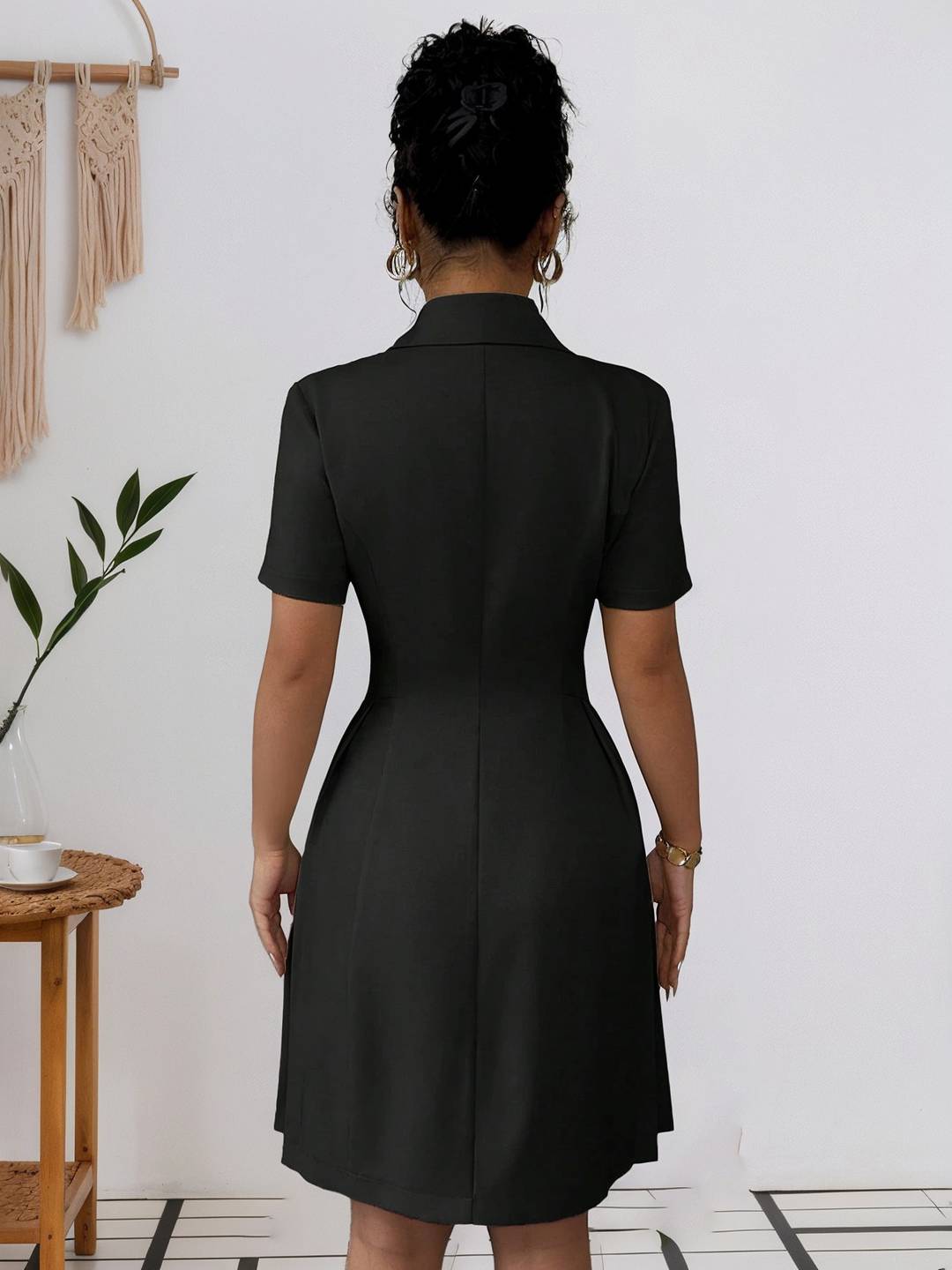 Cocolii robe courte v-cou plissé double boutonnage manches courtes femme élégant casual de cocktail pour le bureau ou une soirée