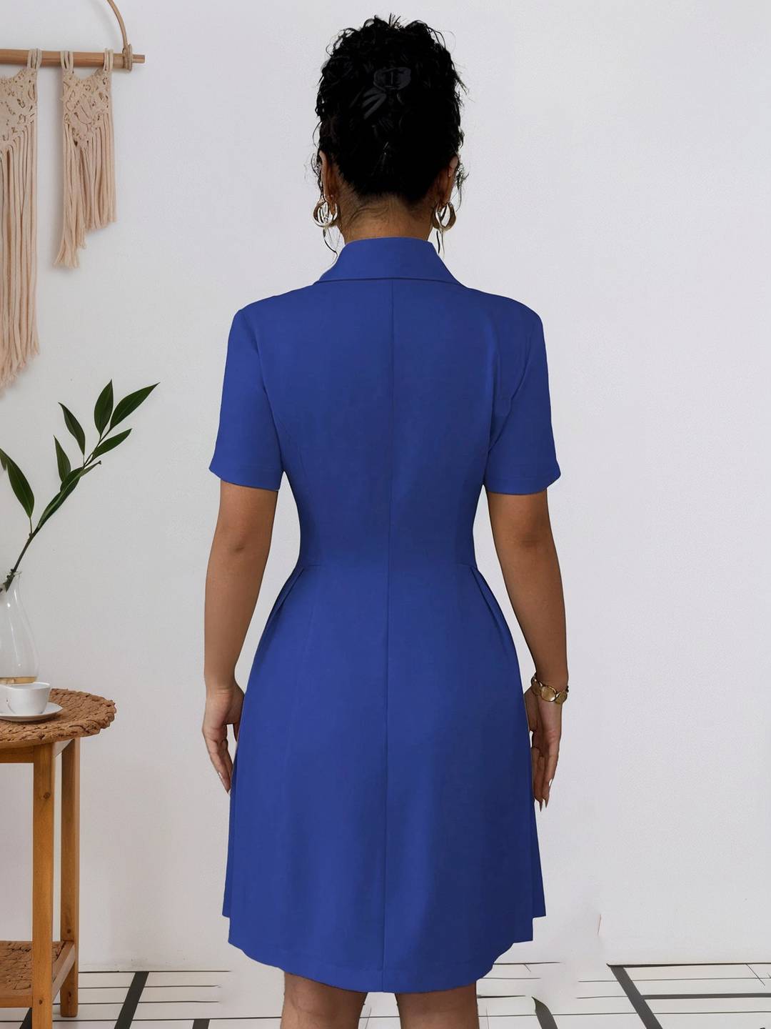 Cocolii robe courte v-cou plissé double boutonnage manches courtes femme élégant casual de cocktail pour le bureau ou une soirée