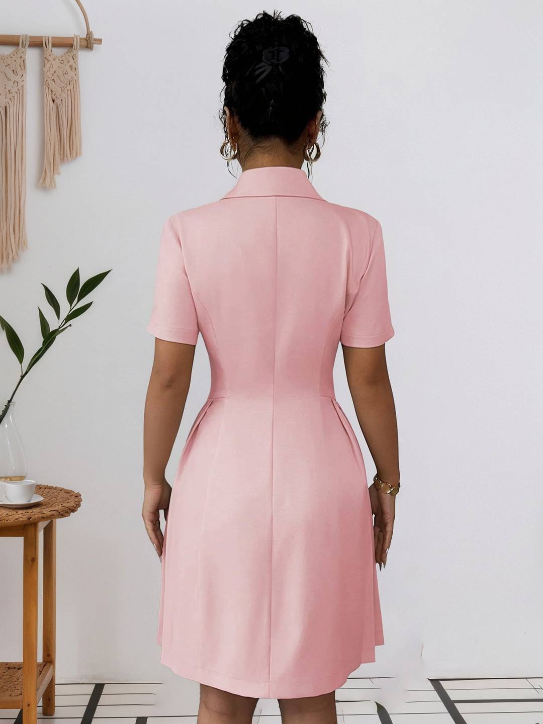 Cocolii robe courte v-cou plissé double boutonnage manches courtes femme élégant casual de cocktail pour le bureau ou une soirée