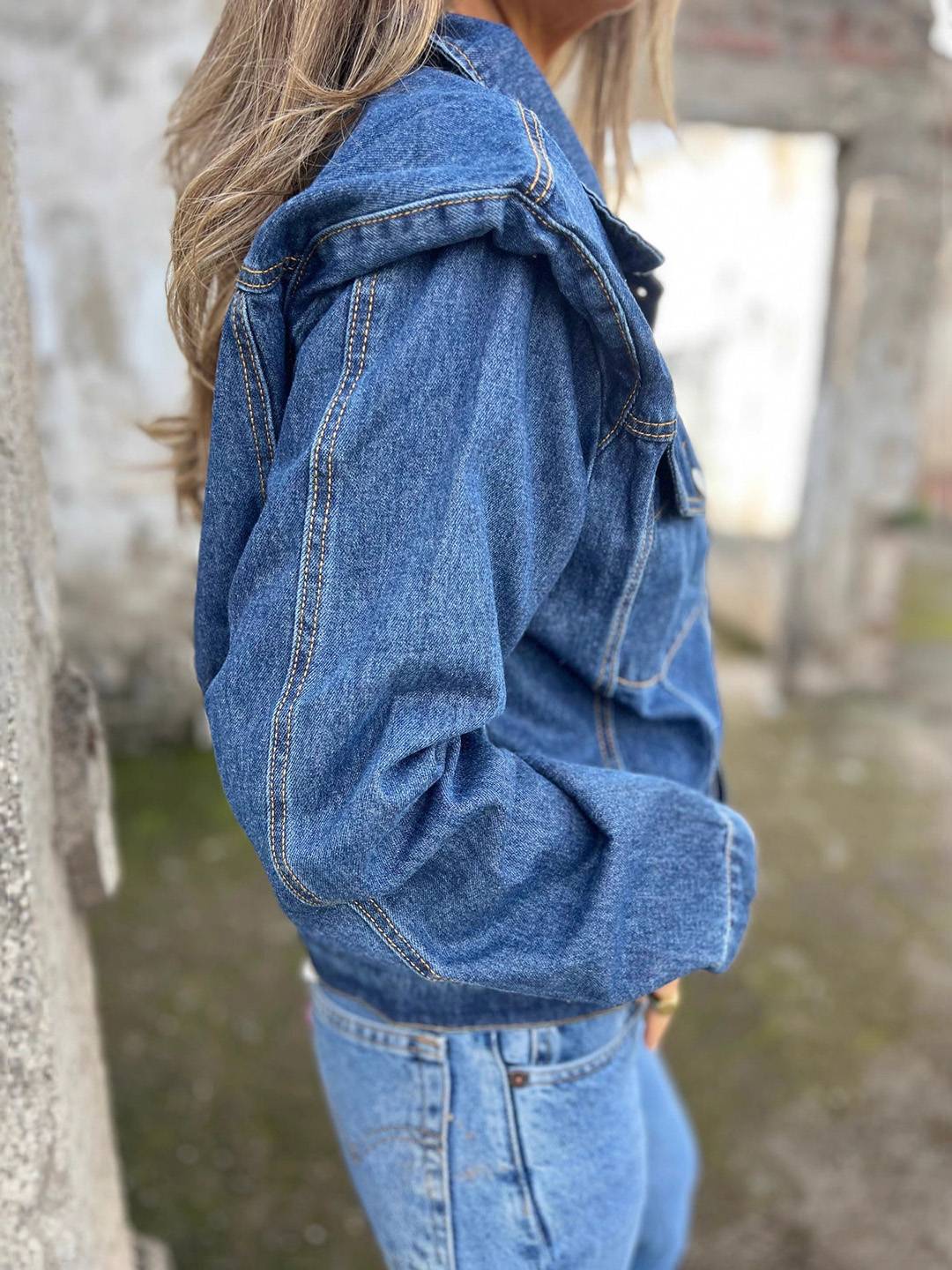 Cocolii veste en jean femme avec épaules structurées boutonnage manches longues vintage décontracté blouson